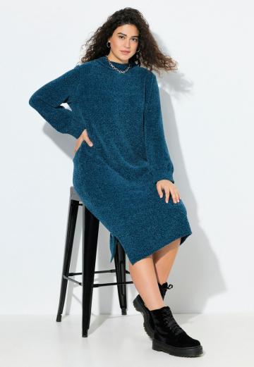 Вязаное платье