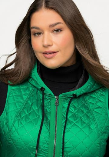 Длинный жилет