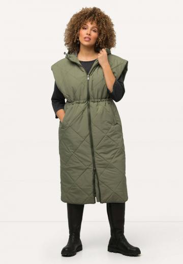 Длинный жилет