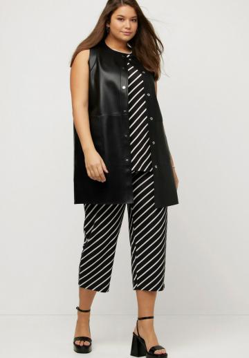 Длинный жилет