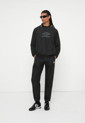 Спортивная кофта