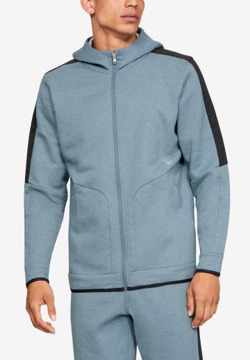 Спортивная кофта