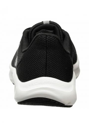 Беговые кроссовки