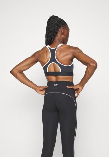 Спортивный бюстгальтер