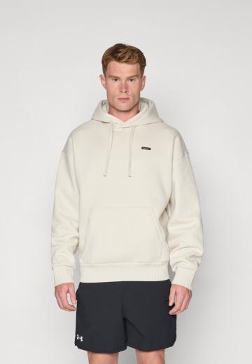 Спортивная кофта