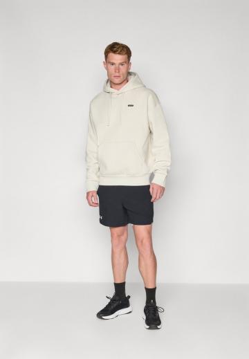 Спортивная кофта