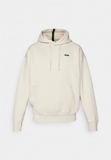 Спортивная кофта