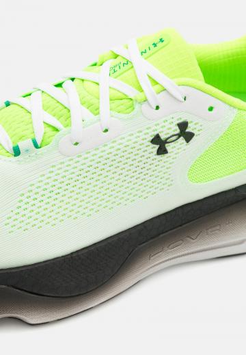 Беговые кроссовки