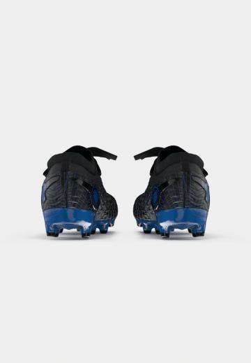 Футбольные бутсы