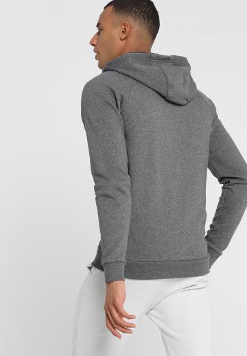 Спортивная кофта