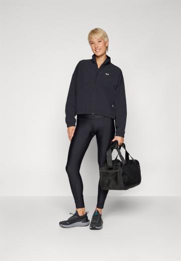 Спортивная куртка