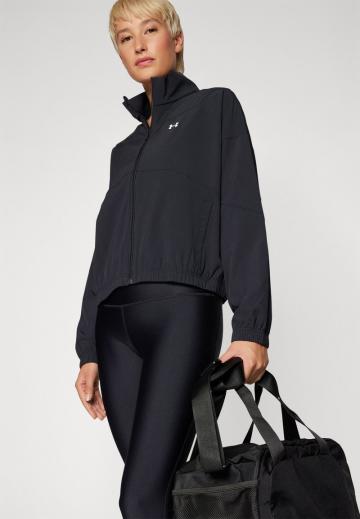 Спортивная куртка