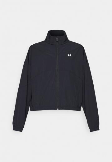 Спортивная куртка