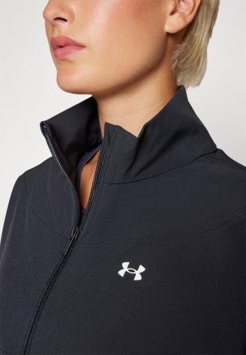 Спортивная куртка