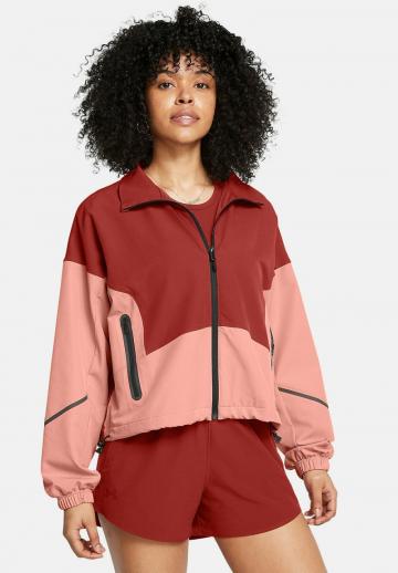 Спортивная куртка