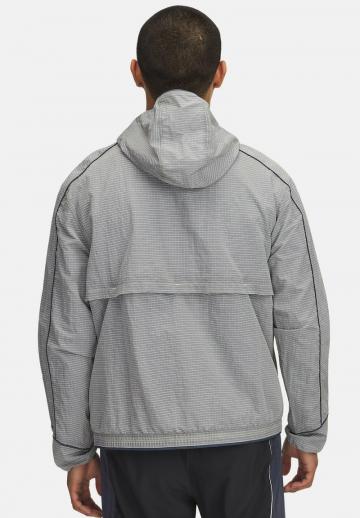 Спортивная куртка