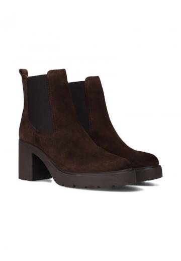 Полусапожки на высоком каблуке