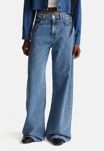 Джинсы