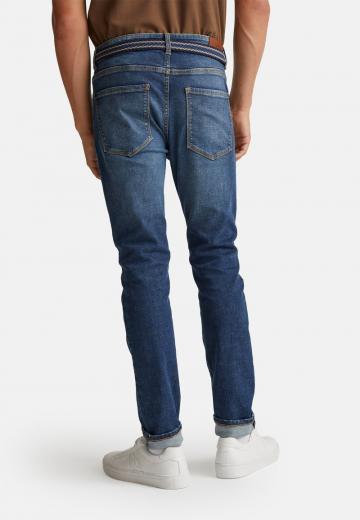 Узкие джинсы