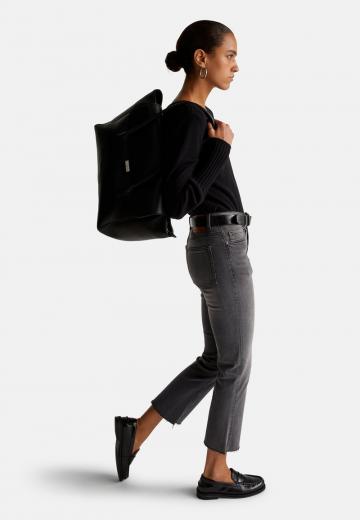 Короткие джинсы