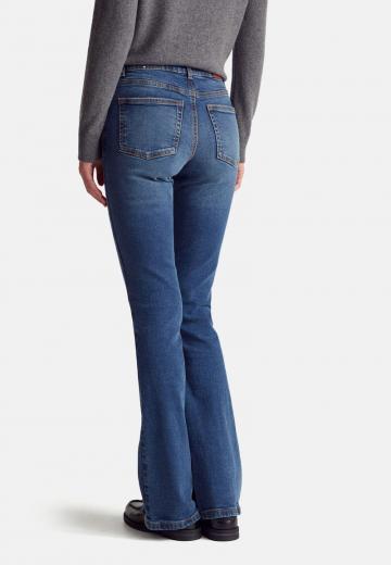 Клешеные брюки