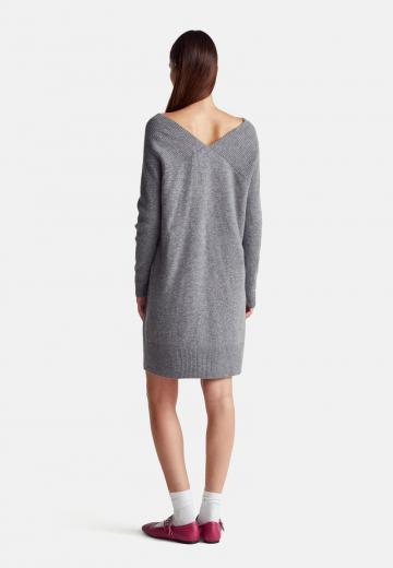 Вязаное платье