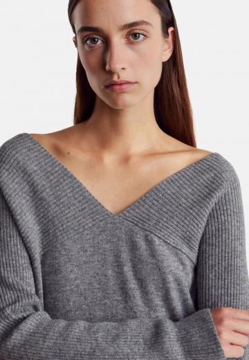 Вязаное платье