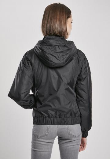 Куртка с накладнымит карманами