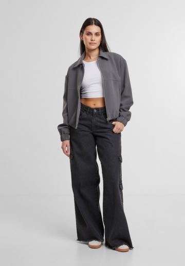 Куртка с накладнымит карманами