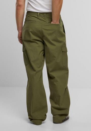 Брюки с накладными карманами