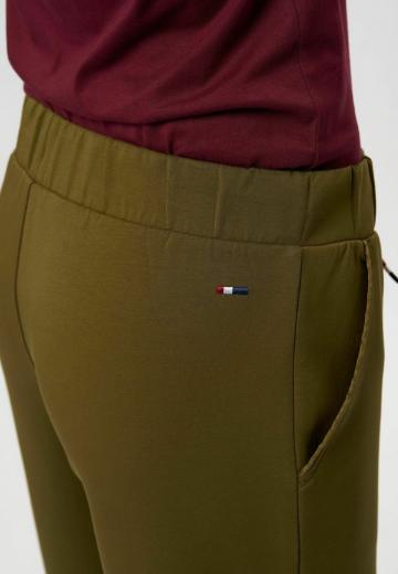 Спортивные штаны