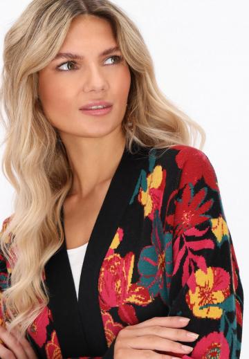 Жаккардовая вязаная кофта