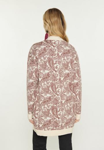 Жаккардовая вязаная кофта