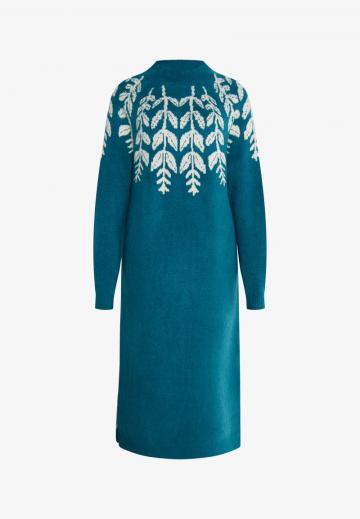 Вязаное платье