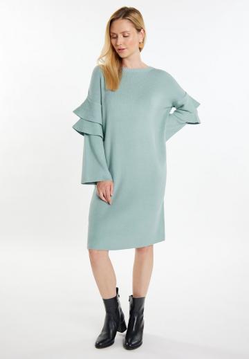 Вязаное платье