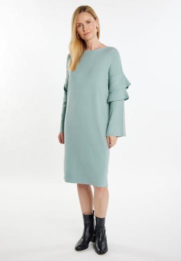 Вязаное платье