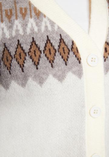 Длинный жилет