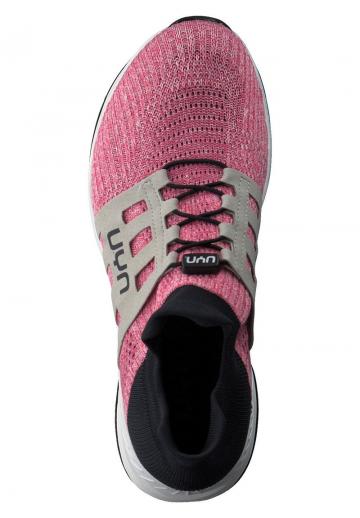 Тренировочные кроссовки