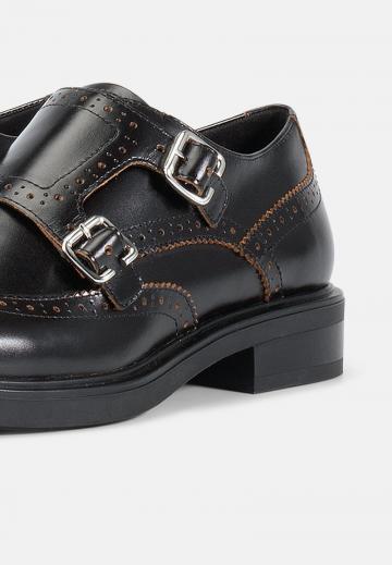 Полуботинки