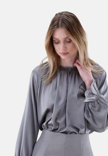 Шелковая блузка