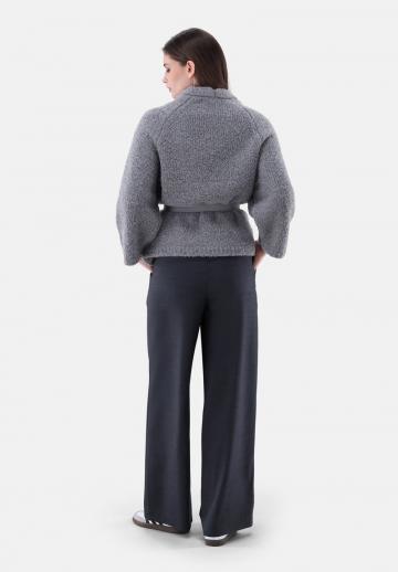 Вязаная кофта