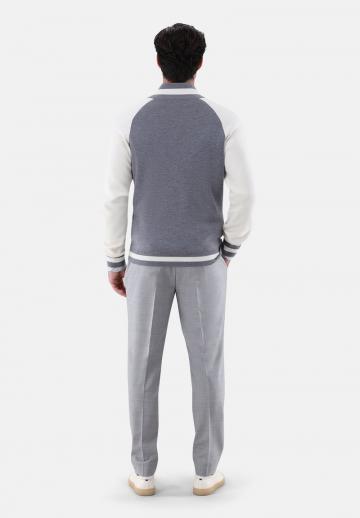 Вязаная кофта