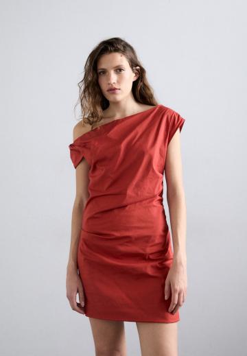 Коктейльное платье