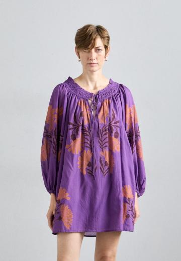 Короткое платье