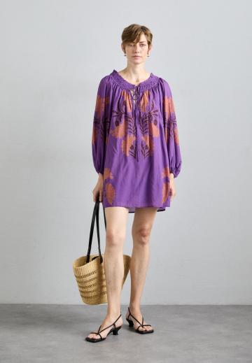 Короткое платье