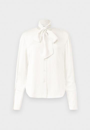 Атласная блузка