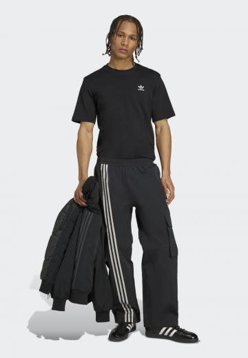 Брюки с накладными карманами