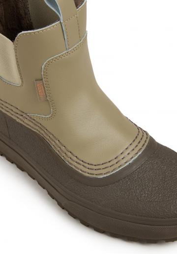 Зимние ботинки