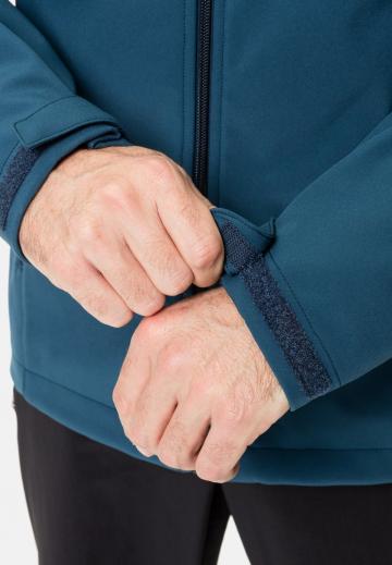 Спортивная куртка