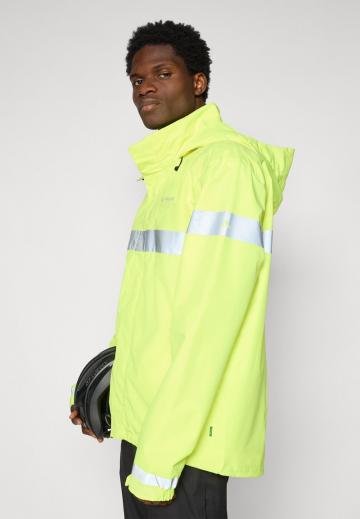 Спортивная куртка